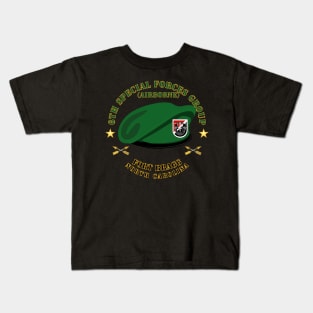 6th SFG Beret - FBNC Kids T-Shirt